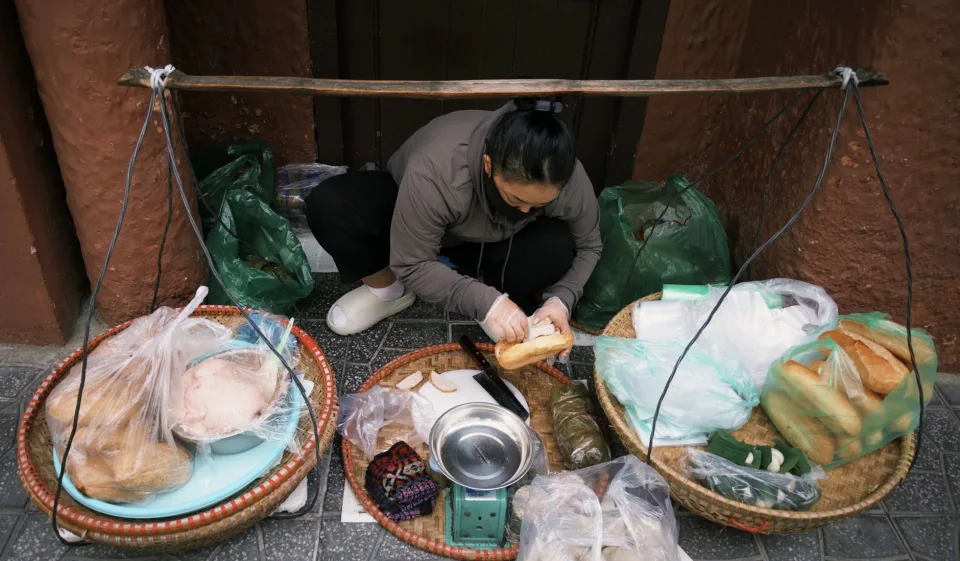 Sân ngoài trời buổi tối